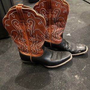 Women's Black and Brown Western Boots size 8.5
